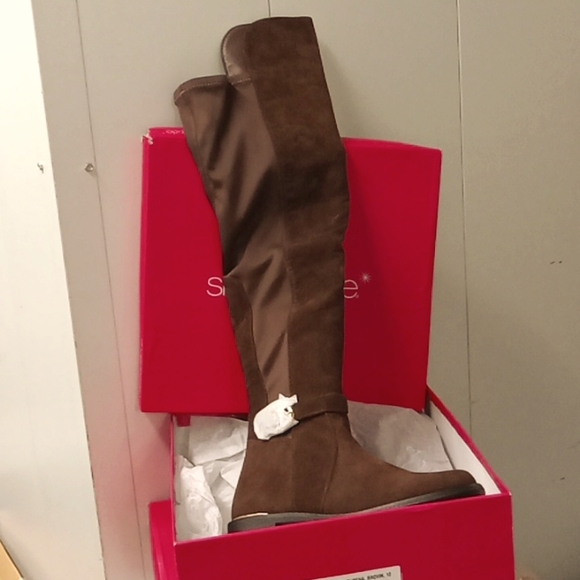 Shoedazzle OTK Faux-Suede Brown Flat Boots - Picture 3 of 3